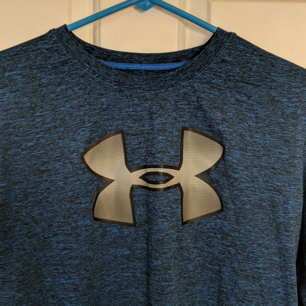 Under Armour long sleeve shirt